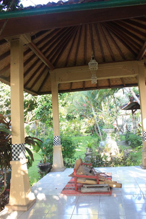 Cleopatra Beach Bungalows Hotel Lovina  Luaran gambar