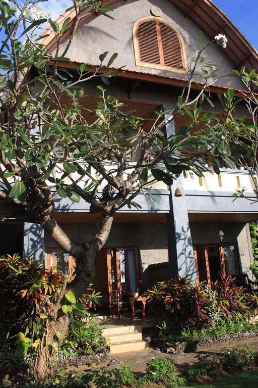 Cleopatra Beach Bungalows Hotel Lovina  Luaran gambar