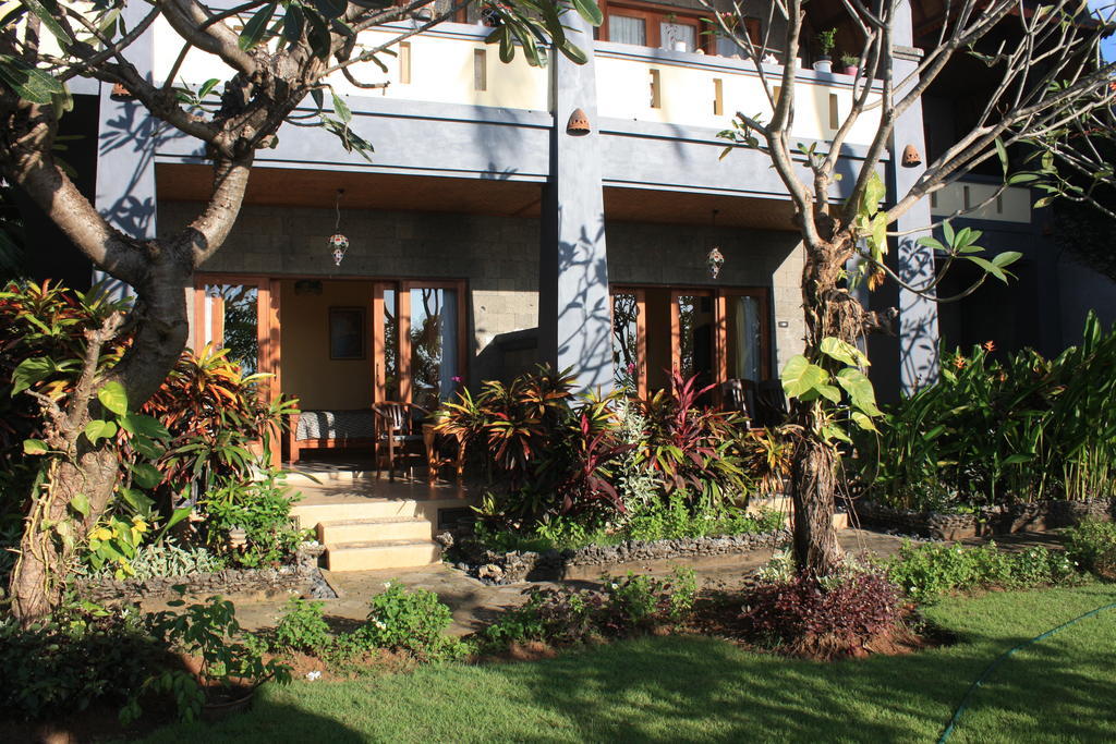 Cleopatra Beach Bungalows Hotel Lovina  Luaran gambar